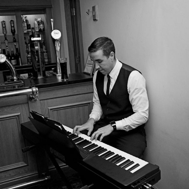 Gallery: Jay Solo Pianist
